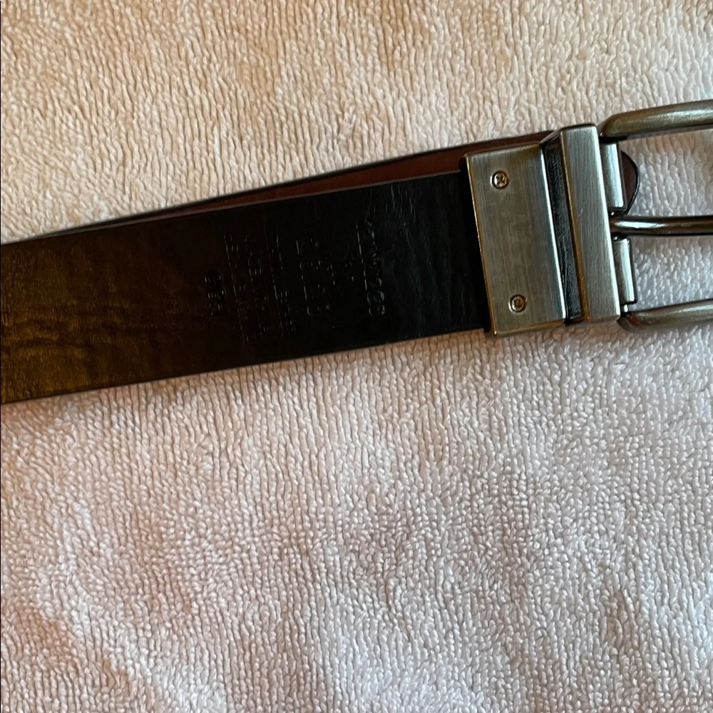 Levi's Dark Brown Belt Metallic Buckle , reversible from Black to Brown